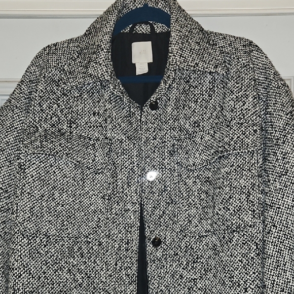 H&M Men's Black and Gray Textured Shirt Jacket - Picture 6 of 9